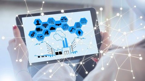 Darstellung einer mehrseitigen digitalen Plattform im Kombinierten Verkehr auf einem Tablet