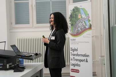 Wissenschaftliche Mitarbeiterin des Fachgebiets Unternehmensführung und Logistik hält bei der 7th ICPLT einen Vortrag zum Thema Stärkung des Schienengüterverkehrs